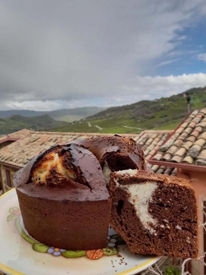Agriturismo La Stragola 尼科西亚 外观 照片