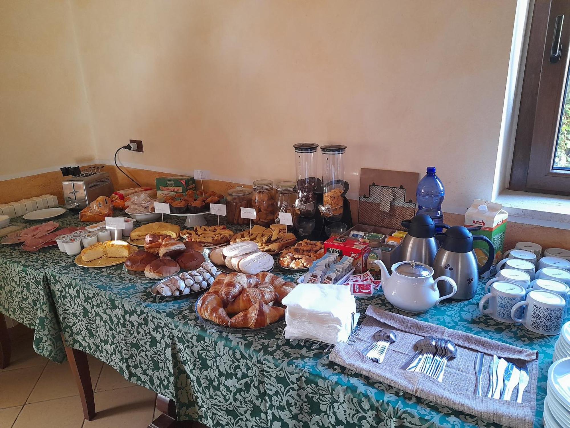 Agriturismo La Stragola 尼科西亚 外观 照片