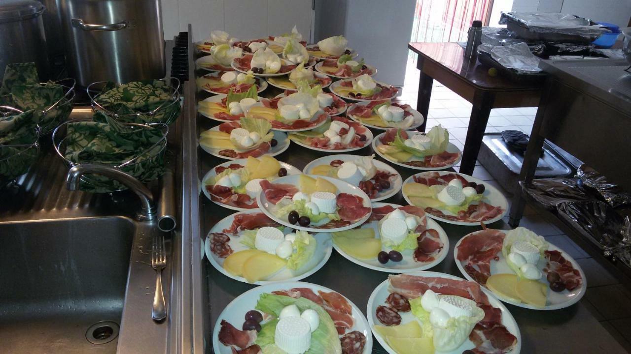 Agriturismo La Stragola 尼科西亚 外观 照片