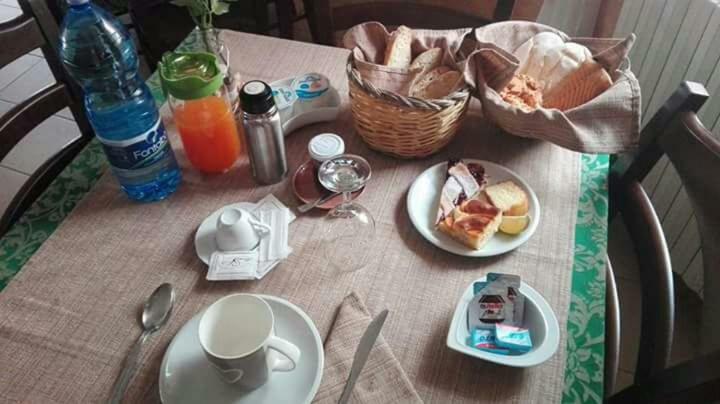 Agriturismo La Stragola 尼科西亚 外观 照片