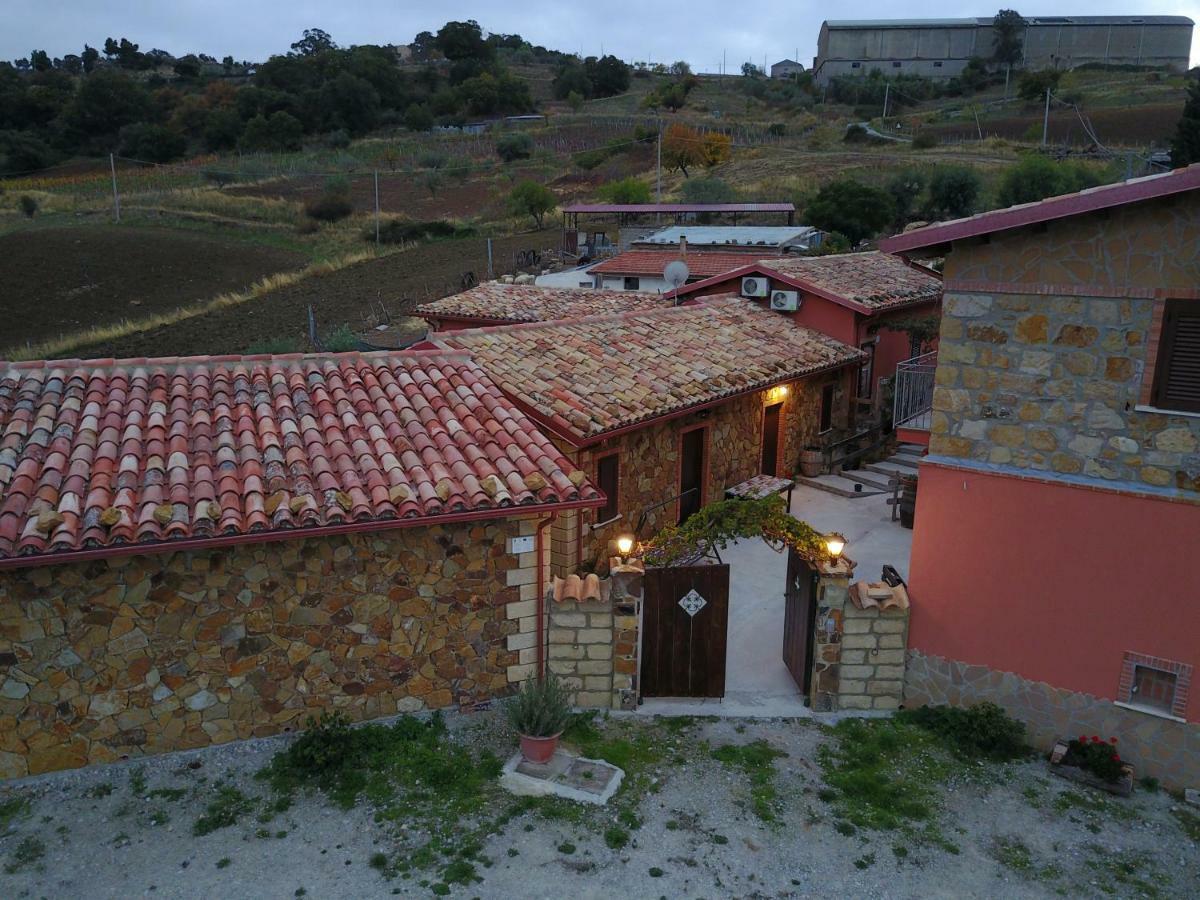 Agriturismo La Stragola 尼科西亚 外观 照片